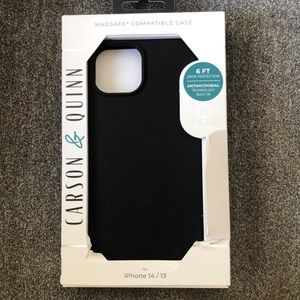iPhone 14/13 case in matte black: Carson & Quinn